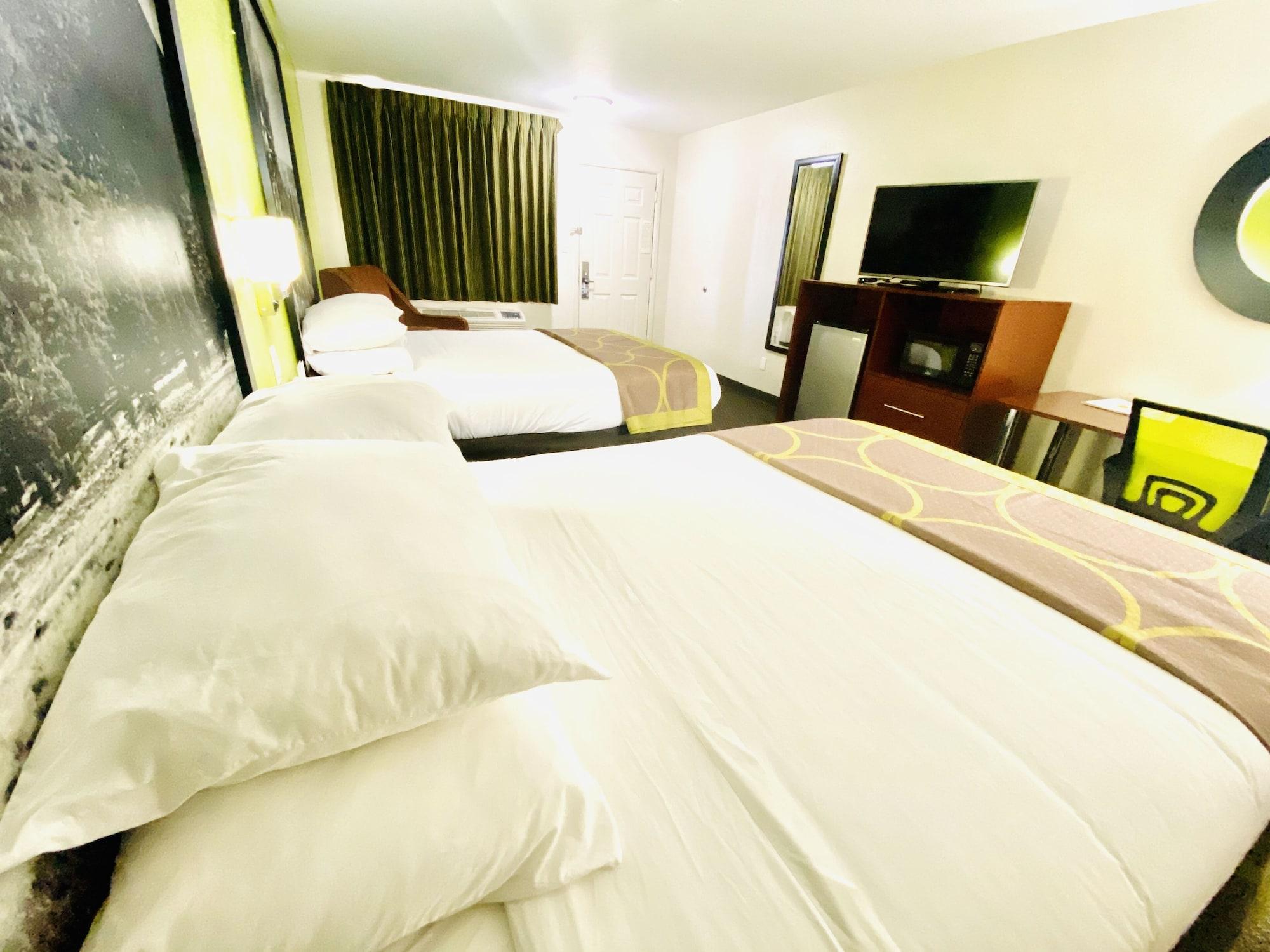 Studio 6 Suites Flagstaff Az Extérieur photo