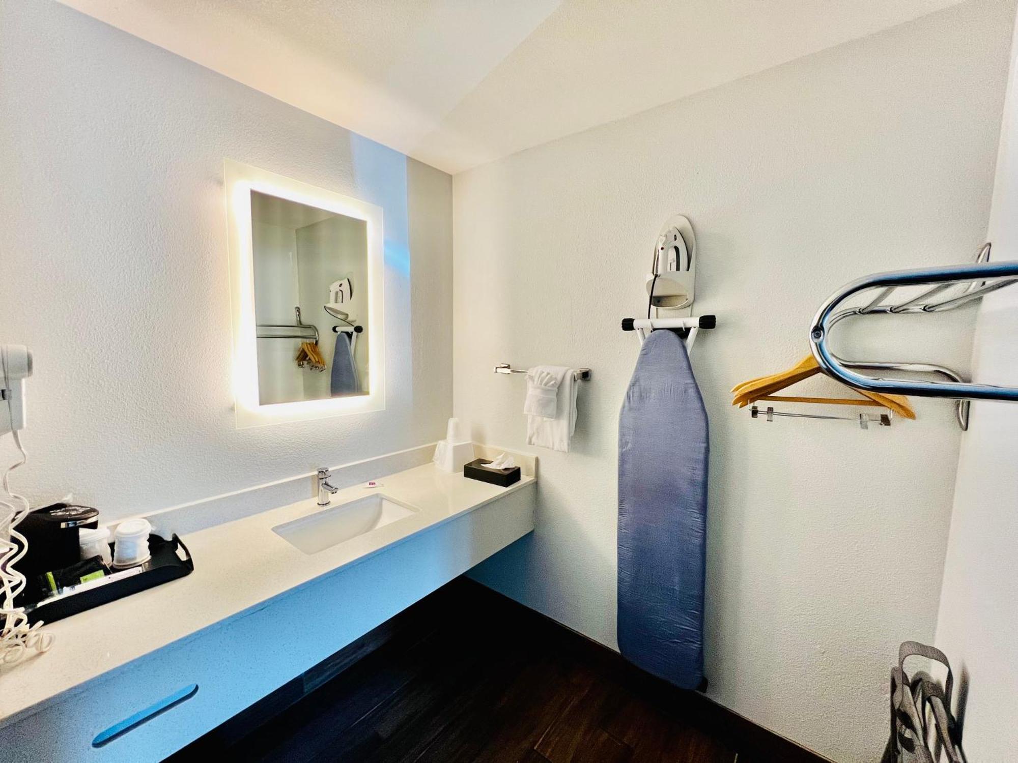 Studio 6 Suites Flagstaff Az Extérieur photo