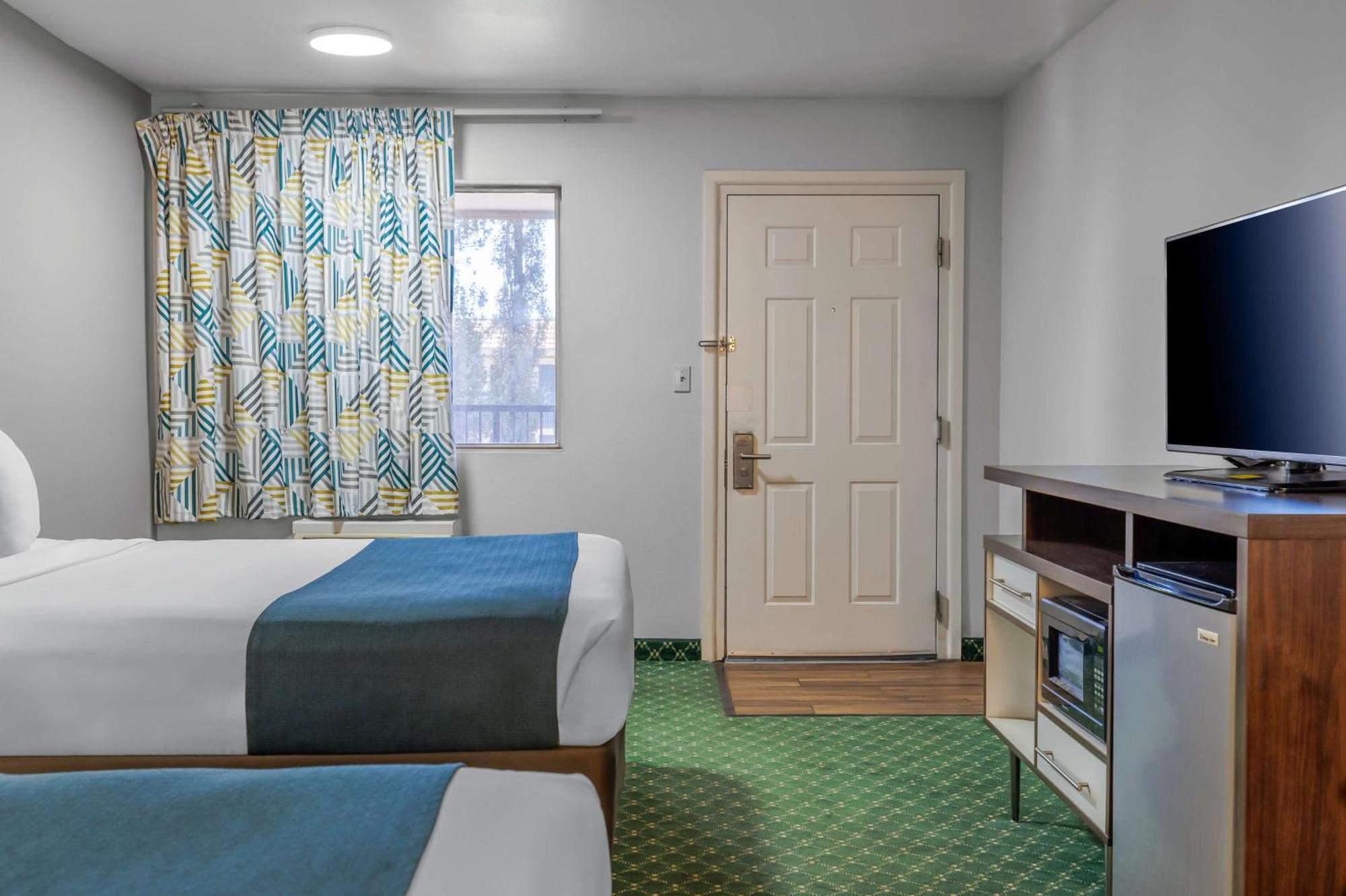 Studio 6 Suites Flagstaff Az Extérieur photo